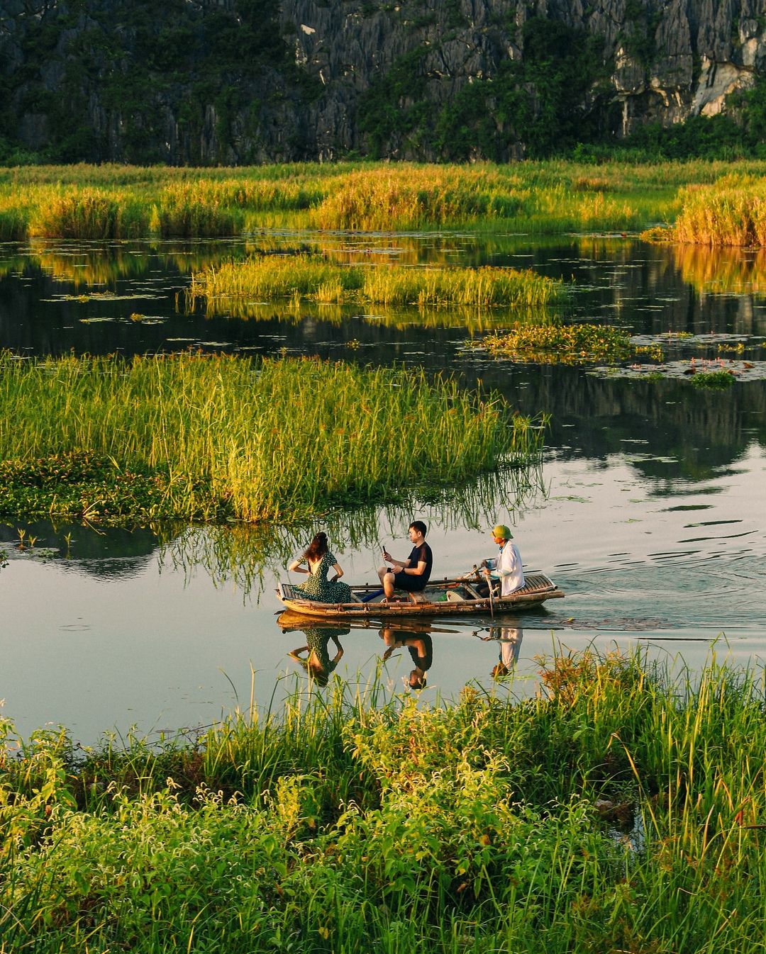 Ninh Binh Tour (Hoa Lu - Tam Coc - Cycling)
